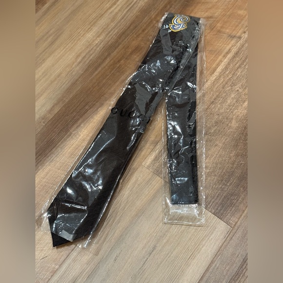GUCCI Tie - Picture 5 of 5